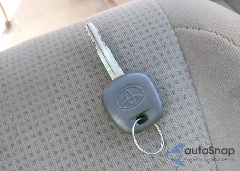 2005 Toyota Sienna Le из США, поврежденный, VIN 5TDZA23CX5S261890